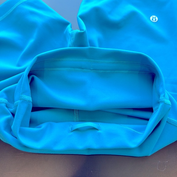 Lululemon Wunder Train shorts. - Picture 4 of 5